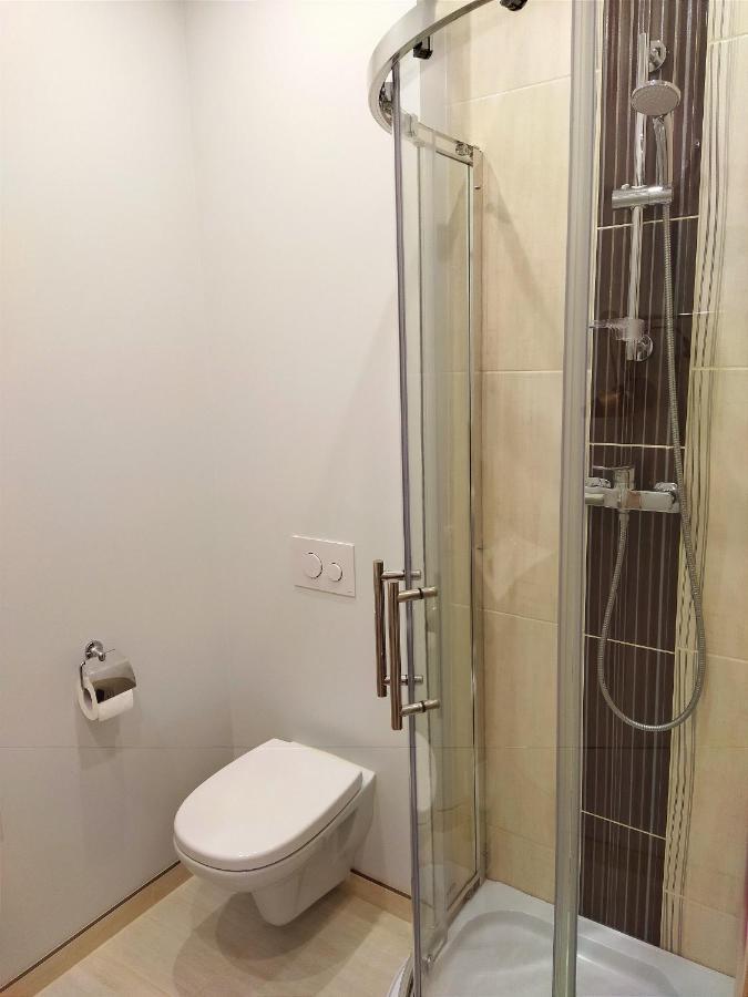 Appartamento Neat And Cosy Riga Esterno foto