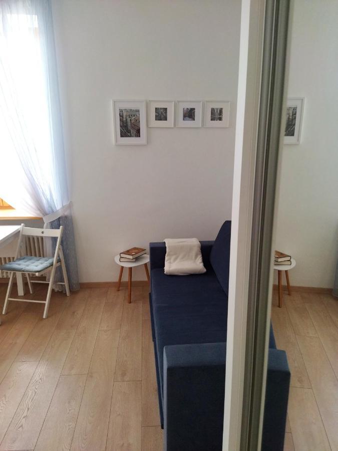 Appartamento Neat And Cosy Riga Esterno foto