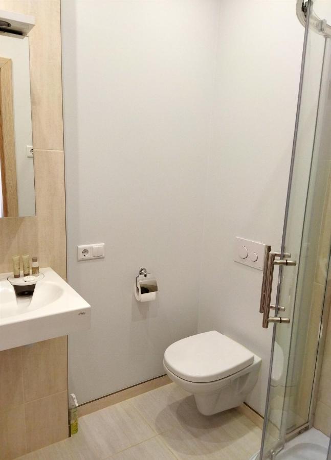 Appartamento Neat And Cosy Riga Esterno foto