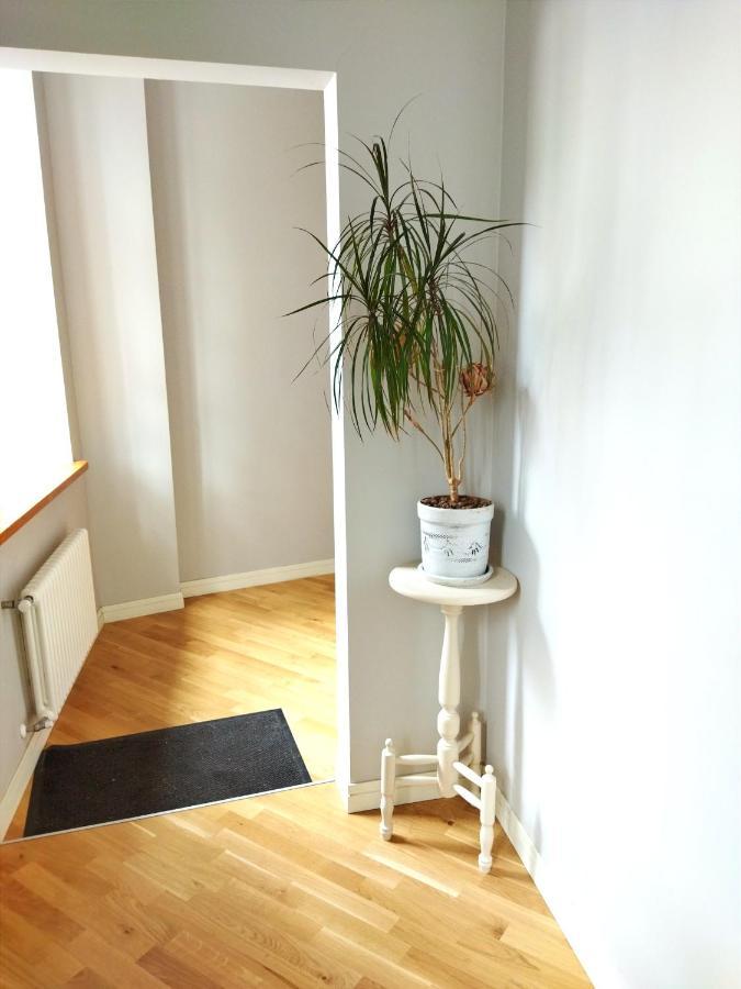 Appartamento Neat And Cosy Riga Esterno foto