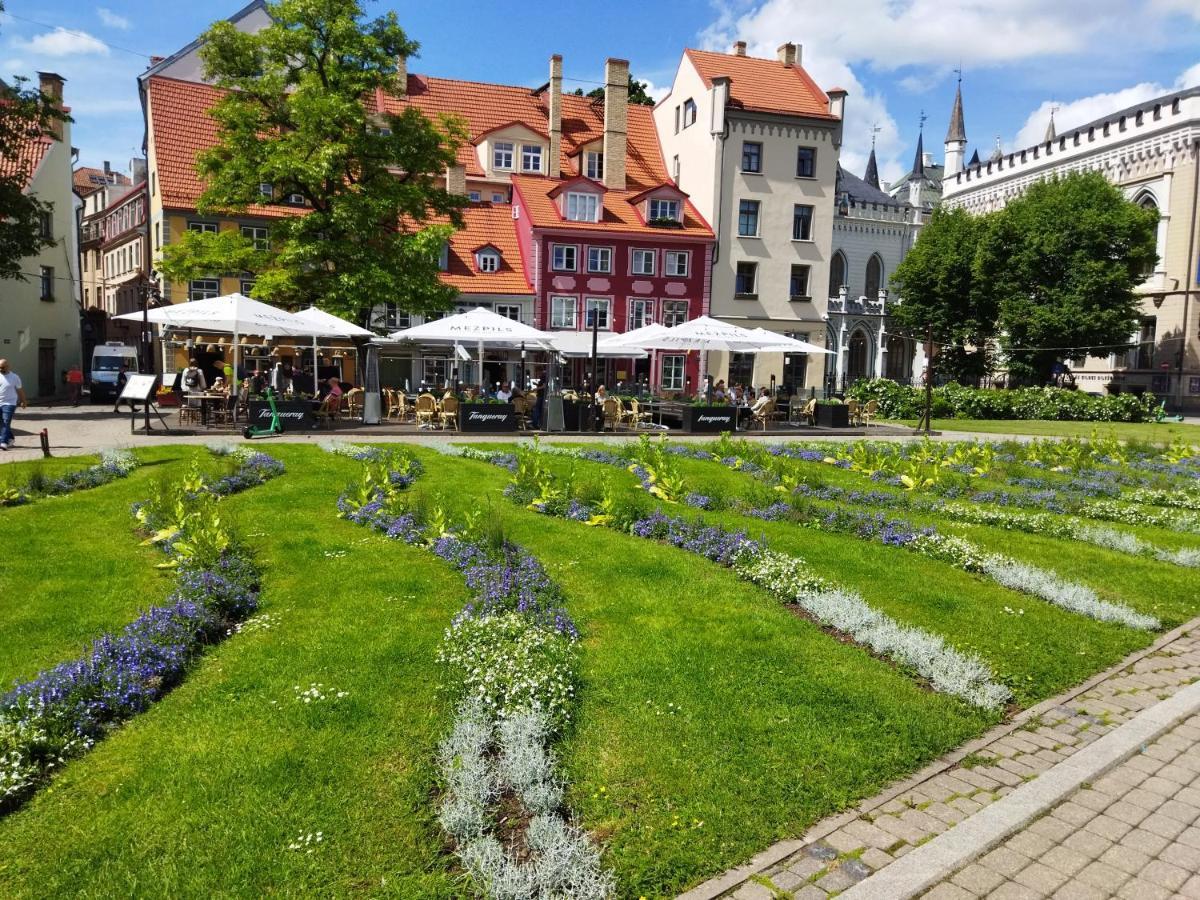 Appartamento Neat And Cosy Riga Esterno foto